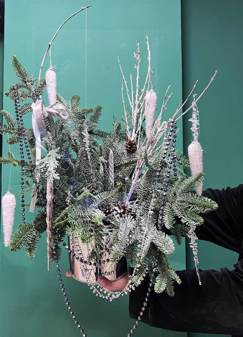 Авторская новогодняя композиция с гирляндой-росой # 6