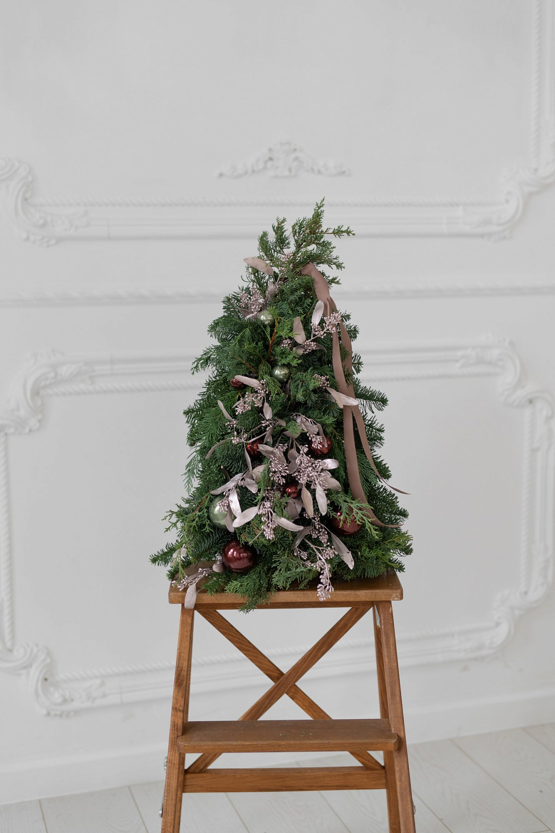 Новогодняя елочка из нобилиса Sepia